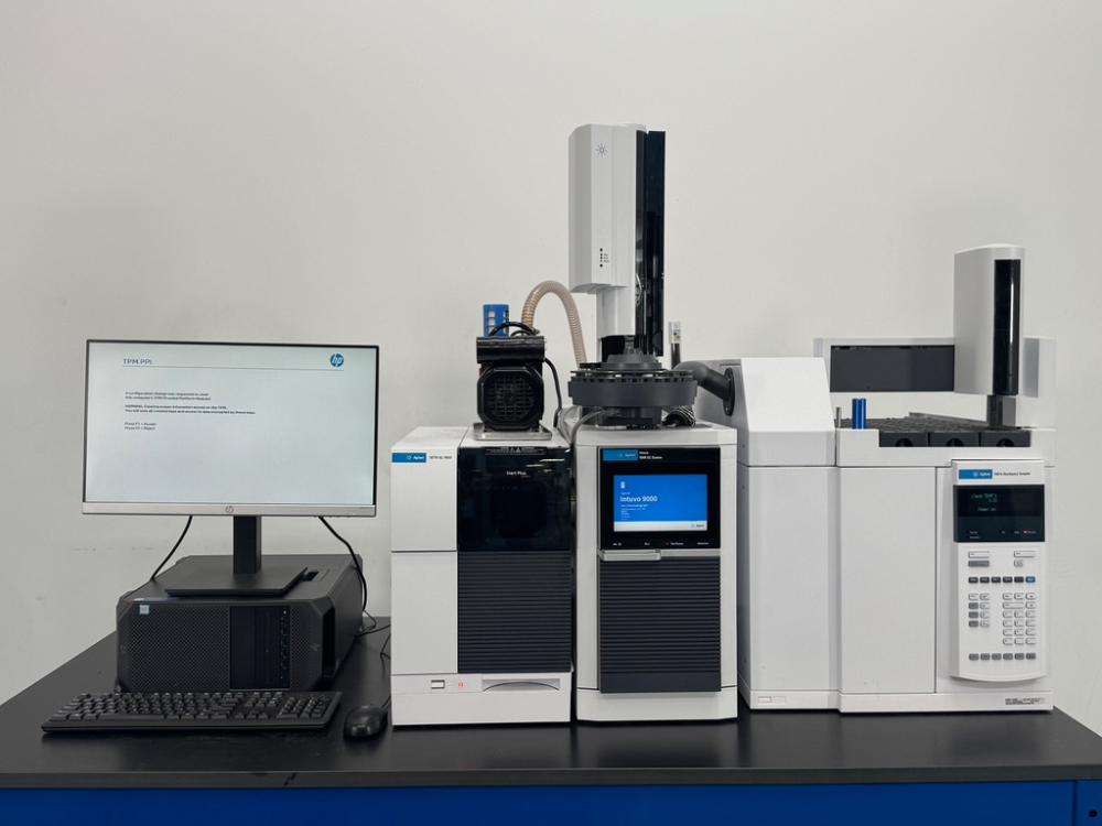 Image of Agilent Intuvo 9000 5977B GC/MS Headspace System